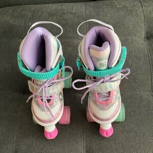 EUC Sulifeel Rainbow Skates Size Small